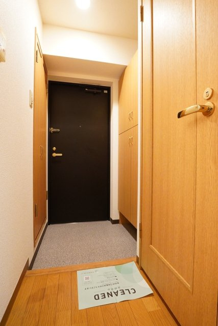 豊島区北大塚２丁目の賃貸マンションの玄関