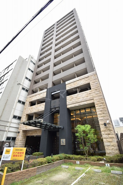 大阪市中央区久太郎町１丁目の賃貸マンションの外観