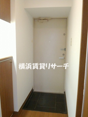 【玄関】 | グリフィン新横浜・参番館