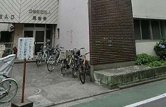西片住宅のエントランス