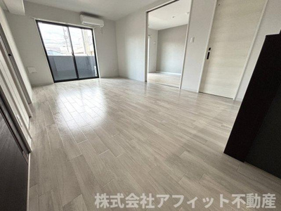 【居間・リビング】 | FORT RISE | LDK16.1帖