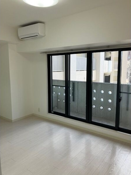 スタジオスクエア大須の居間・リビング