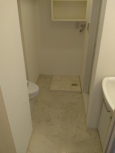 ニューシティアパートメンツ南千住の洗面所