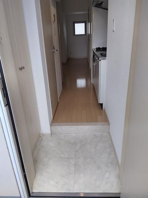 ニューシティアパートメンツ南千住の玄関