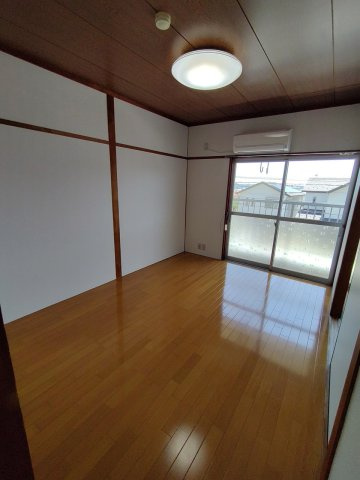 【居間・リビング】 | 前川ハイツ | イメージ写真です。