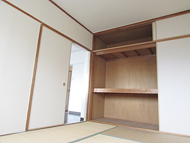 プランドール宝塚の収納