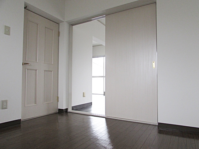 プランドール宝塚の居間・リビング