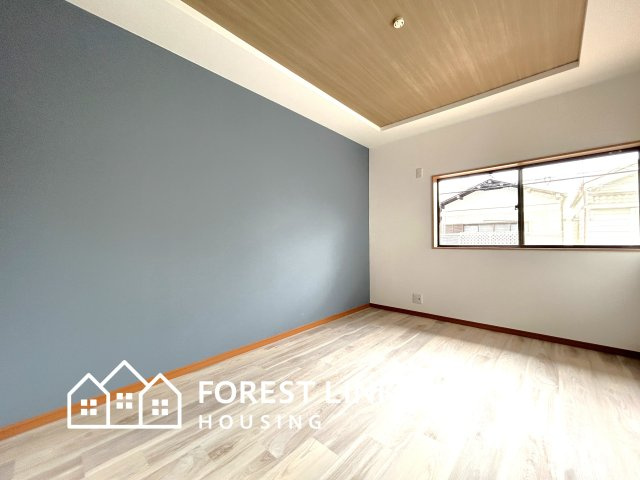 高砂町2丁目戸建の洋室|洋室6帖。