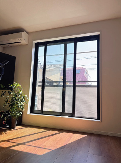 北区堀船3丁目　中古戸建の居間・リビング|現地ご見学希望・資料請求などお気軽にお問い合わせ下さい！
03-5990-5201
