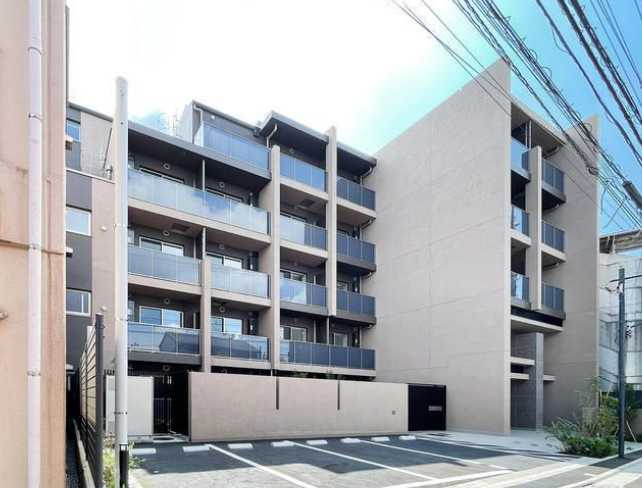ベルファース三軒茶屋　フリーレント1か月　礼金0　築浅
