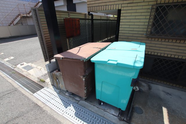 【その他共用部分】 | コスモ深井 | 敷地内ゴミ置場