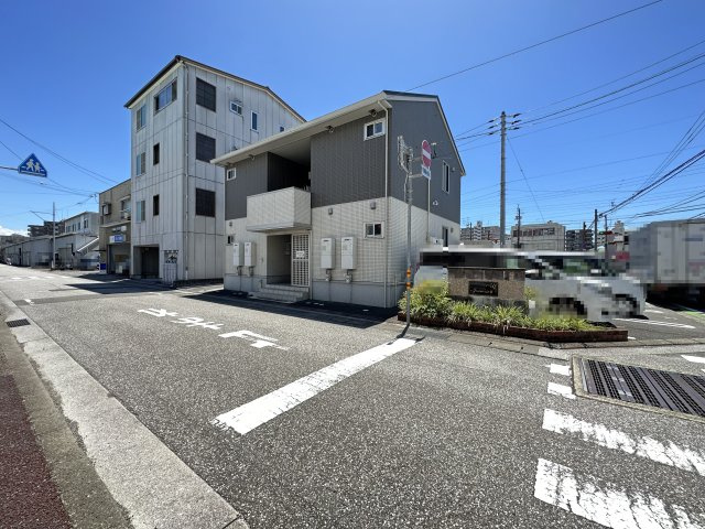 ジュネスⅡの外観