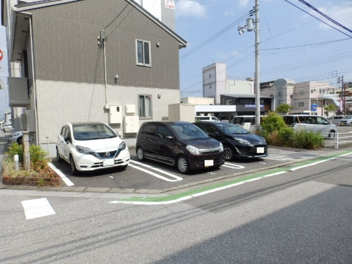 ジュネスⅡの駐車場|駐車場