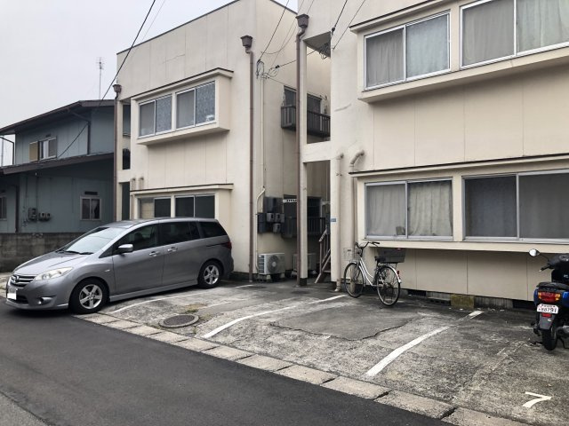南輝コーポ　東棟