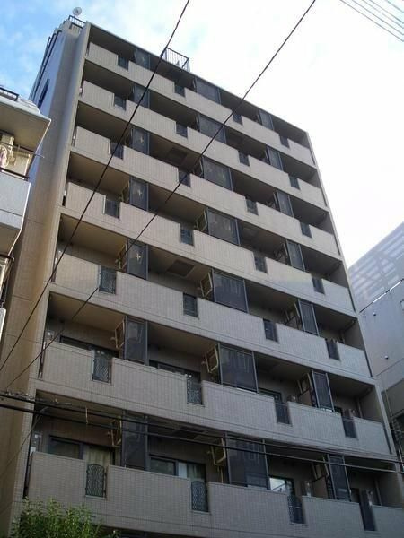 ロイヤルアメニティー巣鴨の外観