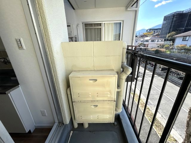 小泉マンションのバルコニー