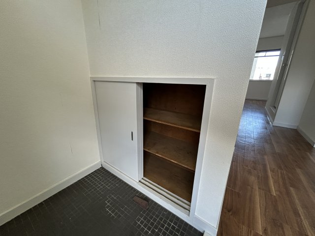 小泉マンションの収納