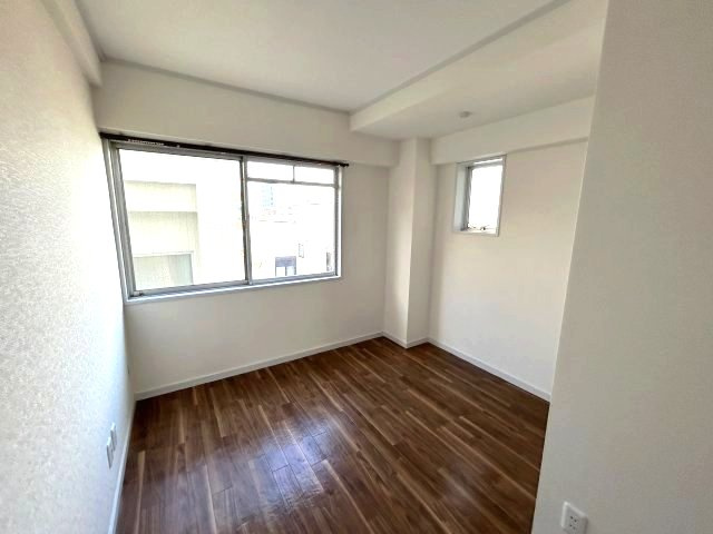 小泉マンションの居間・リビング