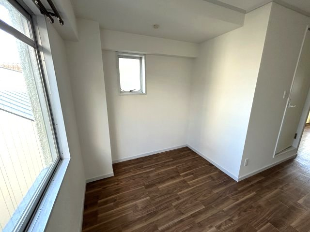 小泉マンションの寝室