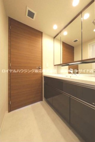 【独立洗面台】