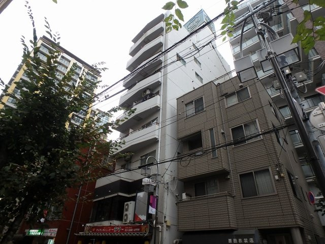 グローリア後楽園の外観