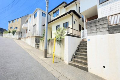 【外観】 | ◆港北区日吉本町5丁目　中古戸建◆ | ◆土・日・祝日は、当社スタッフによる現地案内会を実施しております。もちろん平日のご案内も可能です。お気軽にご相談ください！！