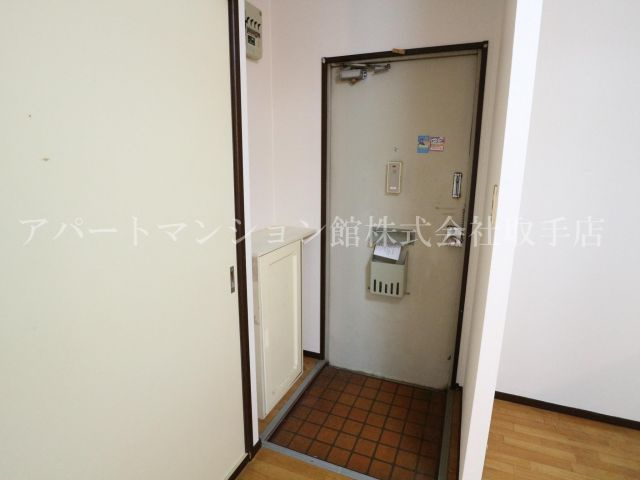 グリーンヒルⅡの玄関