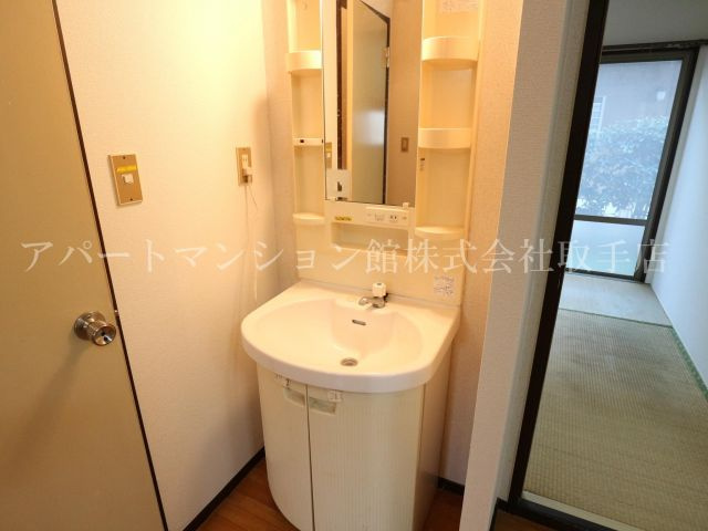 グリーンヒルⅡの洗面所