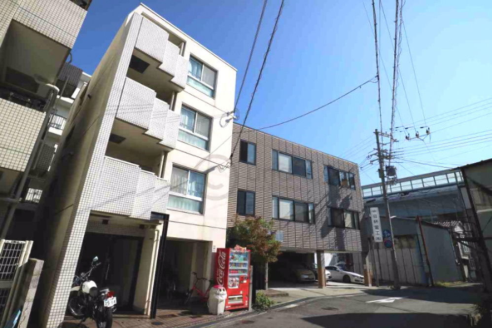 ロイヤルメゾン御影Ⅶの外観