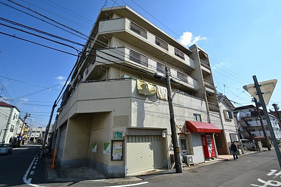 橋本第二マンションの外観