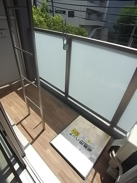 GP神戸ステーションのバルコニー