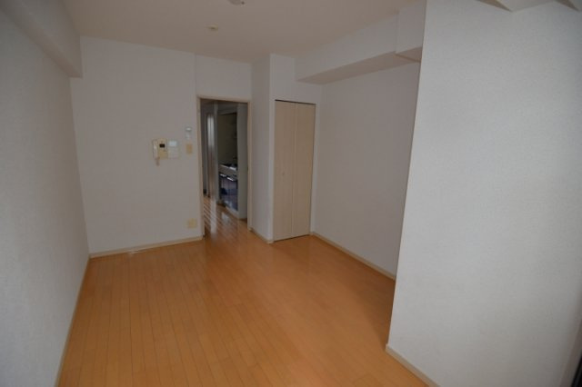 ロイヤルヒル神戸三宮の洋室