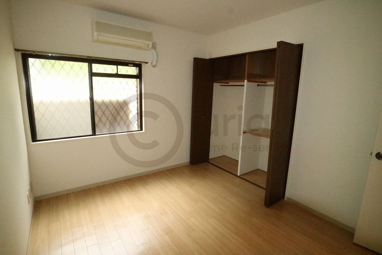 ダンディライオン魚崎の洋室