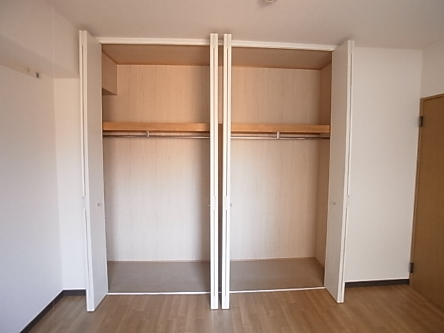 エスペラール神戸の収納