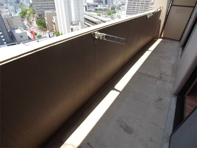 エスペラール神戸のバルコニー