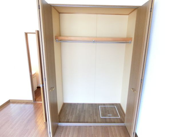 サンハイム千代田弐番館の収納