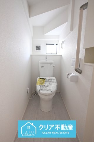【トイレ】 | 太田市新田上江田町　GRAFARE | シャワー＆暖房便座付きのトイレです！