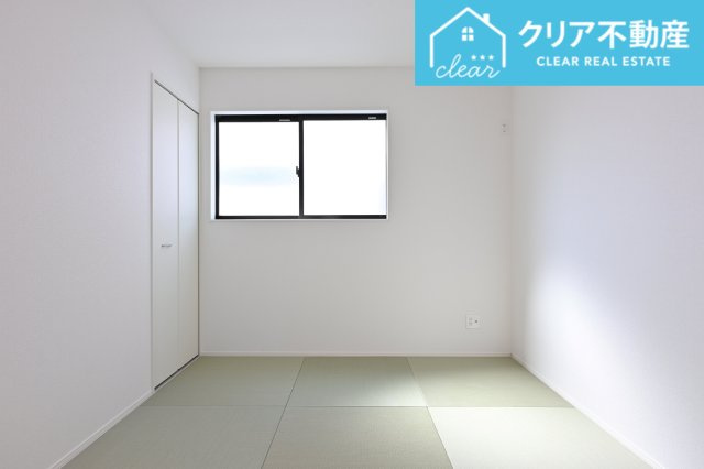【和室】 | 太田市新田上江田町　GRAFARE | 一部屋は欲しい和室！縁なし畳はおしゃれでモダンな雰囲気です。