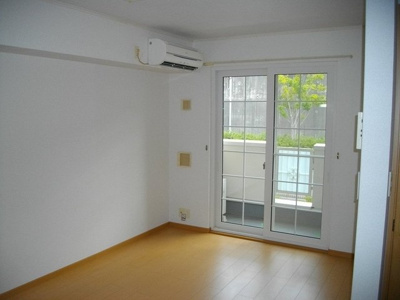 【居間・リビング】 | グレイス・ヴィラＢ | 居間です