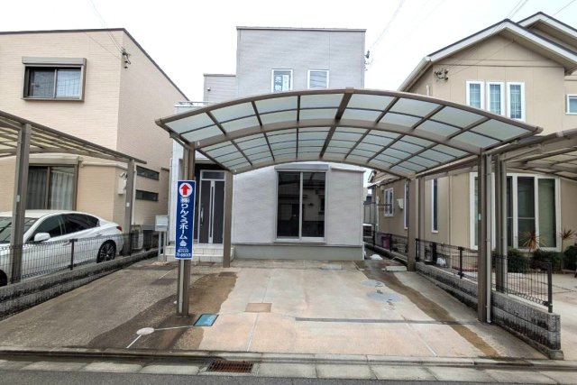 和歌山市有家の駐車場
