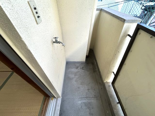 マンション白菊のバルコニー