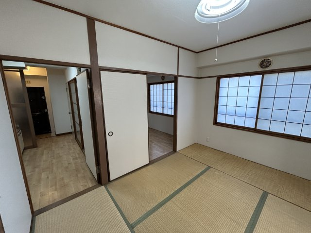 マンション白菊の和室