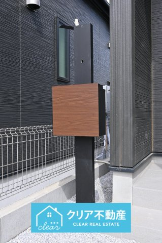 【設備】 | 太田市新田上江田町　GRAFARE | 門柱一体型のおしゃれなポスト