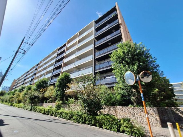 プラウドシティ武蔵野三鷹フロントコートの外観|★野村のプラウドシリーズ★高級分譲賃貸マンションでワンランク上の生活★