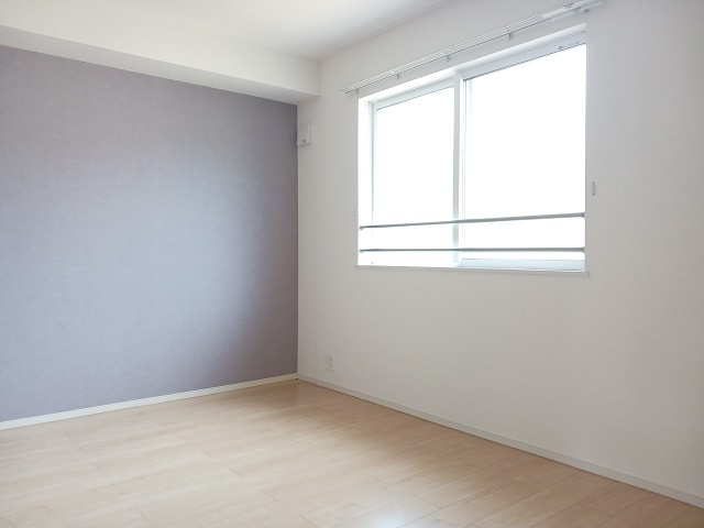 Ｒｏｓｅ　ｏｆ　Ｓｈａｒｏｎの寝室