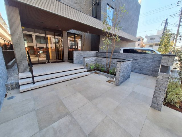 Ｌａ　Ｍａｉｓｏｎ　千年のエントランス