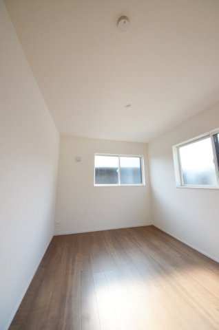 屋代一丁目の洋室|全居室収納スペース有、お部屋が広く綺麗に使えます