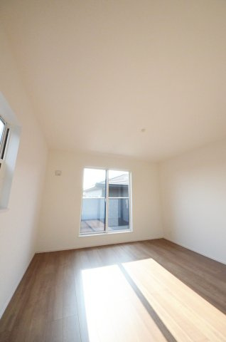 屋代一丁目の洋室|全居室収納スペース有、お部屋が広く綺麗に使えます