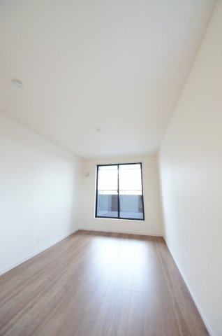 美の里一丁目の洋室|全居室収納スペース有、お部屋が広く綺麗に使えます