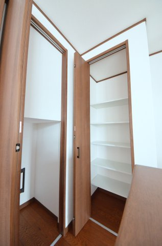 矢野東四丁目の収納|パントリースペース